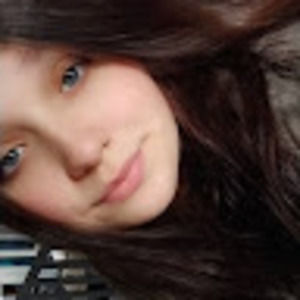 Meet your Posher, Kaleigh sierra